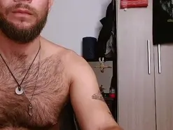 Amateur Free Porn Cam of dominantthewolf