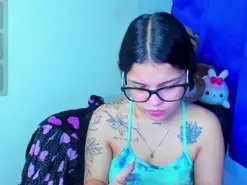 Amateur Adult Webcam of Emma_boo