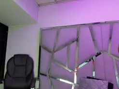 Amateur Free Live Porn of AlisoMoon72