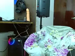 Amateur Adult Video Chat of scarlett-hot19