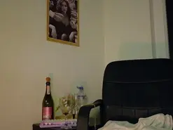 Amateur Live Sex Cam of PaulaSantanaOf