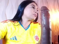 Amateur Adult Video Chat of MilfNaomiBraunx
