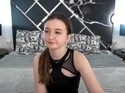 Amateur Private Sex Chat of CyrenaLuxe
