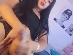 Amateur Adult Webcam of little-sophie
