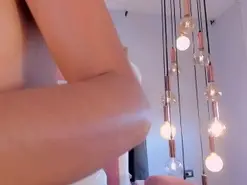 Amateur Nude Webcam of MaddyOwens