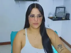 Amateur Adult Video Chat of atenea_love