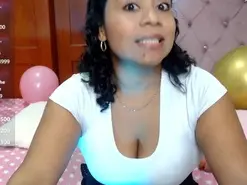 Amateur Live Sex of amber_rousse