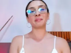 Amateur Free Live Porn of AndraCyrus