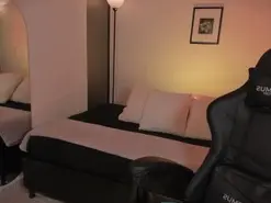 Amateur Live Sex Cam of ChloeMoreti