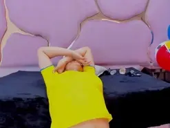 Amateur Free Porn Cam of Zafiroo_69