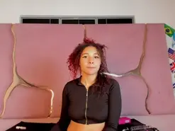Amateur Free Live Porn of Zafiroo_69