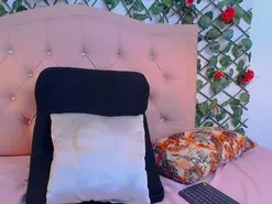 Amateur Free Live Porn of Lucy_Cute
