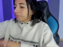 Amateur Free Porn Cam of Emily_bruss