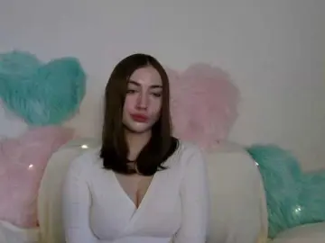 Bongacams Free Live Porn of CaylinAngel