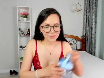 Bongacams Free Porn Cam of elina-syui