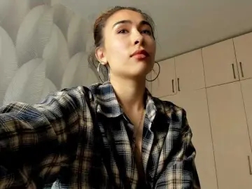 Bongacams Live Sex Cam of Bambiiiii