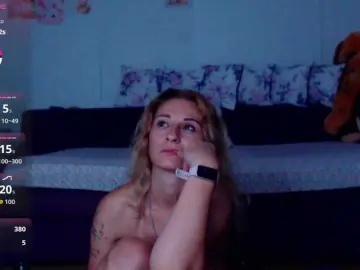 Bongacams Best live sex cam show of CassieSpell