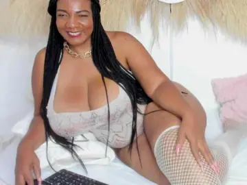 Bongacams Live Sex Cam of Shakebigass