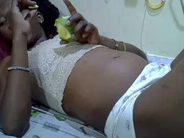 Bongacams Free Live Porn of Slimpetite