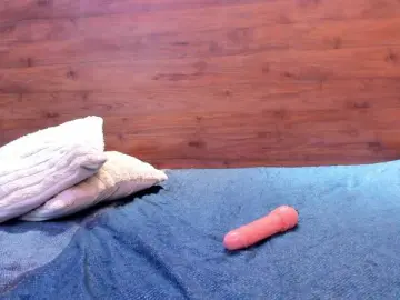 Bongacams Watch Live Sex Cams of SANAIAHOT
