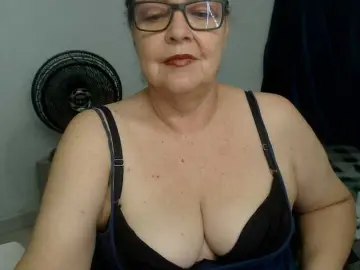 Bongacams Nude Webcam of karime99
