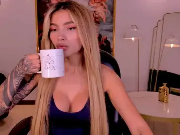 Bongacams Free Porn Cam of LexieWayne