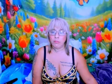 Bongacams Adult Webcam of indianroxy