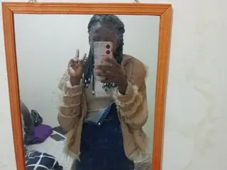 Sexycharlet43