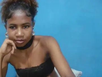 Bongacams Watch Live Sex Cams of Sylvia6