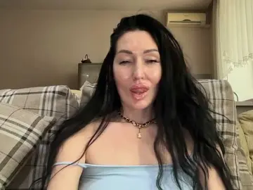 Bongacams Best live sex cam show of KorolevaQween000