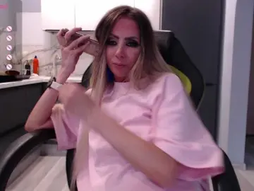 Bongacams Watch Live Sex Cams of blondalina