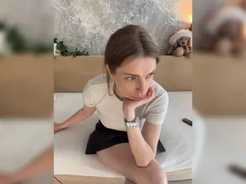 Bongacams Free Live Porn of Incredible123