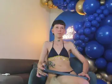 Bongacams Sex Cam of LiamBrown09