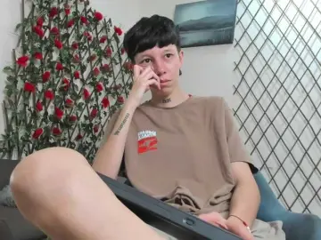 Bongacams Free Porn Cam of LiamBrown09