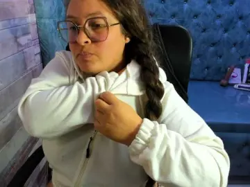 Bongacams Watch Live Sex Cams of SaraThonson