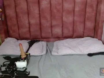 Bongacams Live Sex Cam of hilaryythompson