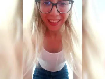 Bongacams Free Live Porn of LittleSammy
