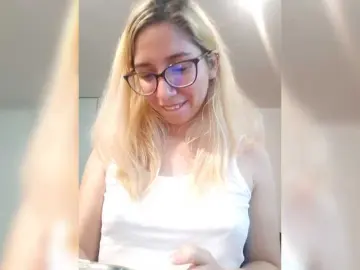 Bongacams Best live sex cam show of LittleSammy