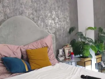 Bongacams Live Sex Cam of LisaCroft
