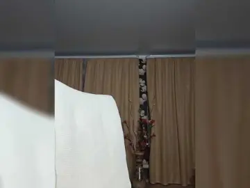 Bongacams Live Porn of Pink-Lips