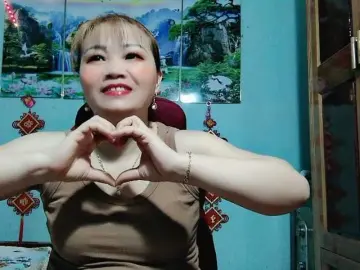 Bongacams Free Porn Cam of Linhanhsex2k