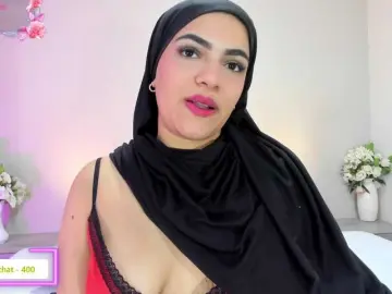 Bongacams Nude Webcam of mhia-paris