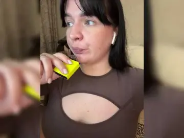 Bongacams Watch Live Sex Cams of HellMor