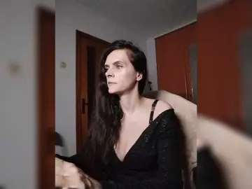 Bongacams Sex Cam of SexQueen11