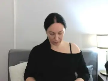 Bongacams Best live sex cam show of MiaFoxy