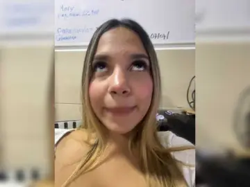 Bongacams Nude Webcam of MeganRosse1
