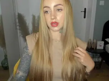 Bongacams Live Sex Cam of SEXYcoralie