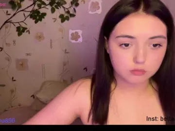 Bongacams Watch Live Sex Cams of BellaAndAlice