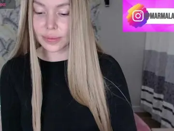 Bongacams Adult Webcam of Foxymoxy19