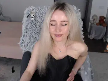 Bongacams Live Sex Cam of xyliganka777